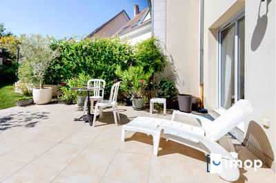 Maison - 189 m² - 7 pièces