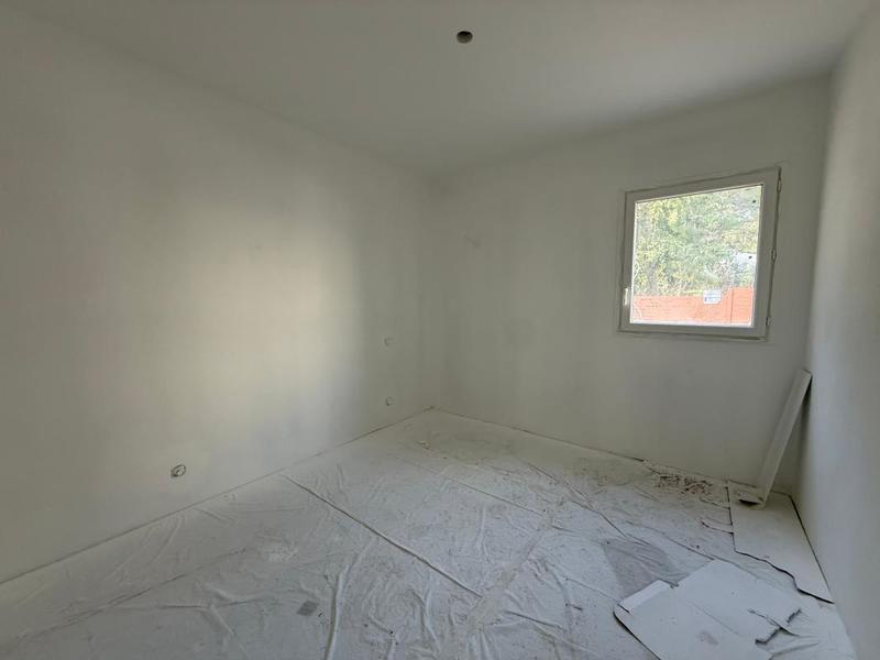 Appartement - 94 m² - 4 pièces