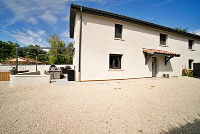 Maison - 147 m² - 5 pièces