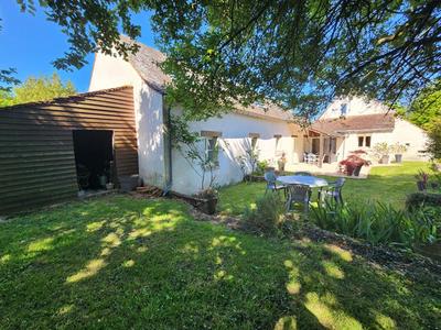 Maison - 255 m² - 7 pièces