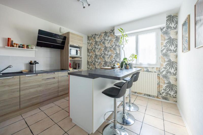 Appartement - 82 m² - 4 pièces