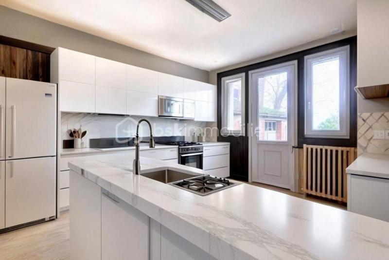 Maison de ville - 147 m² - 8 pièces