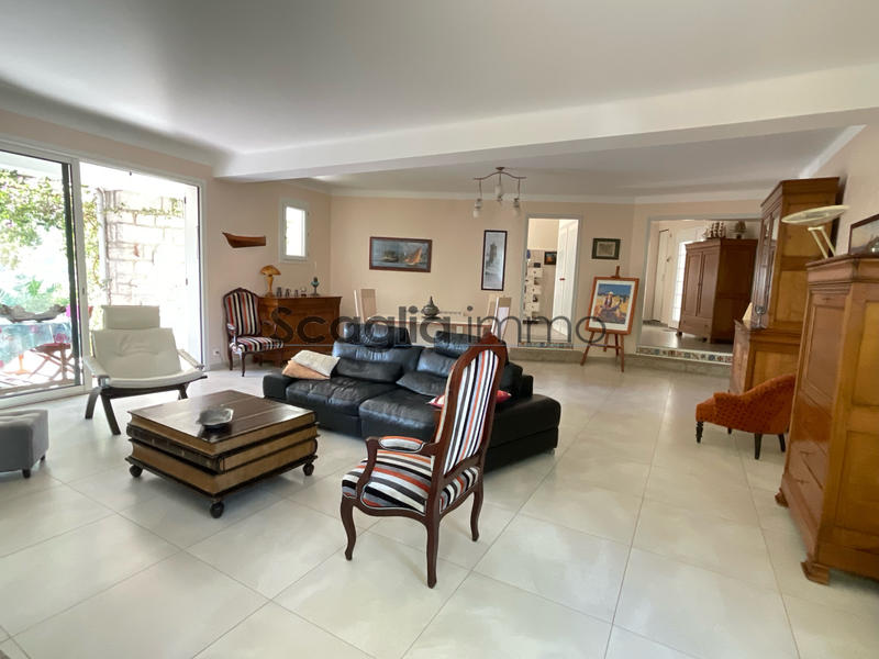 Maison - 148 m² - 4 pièces