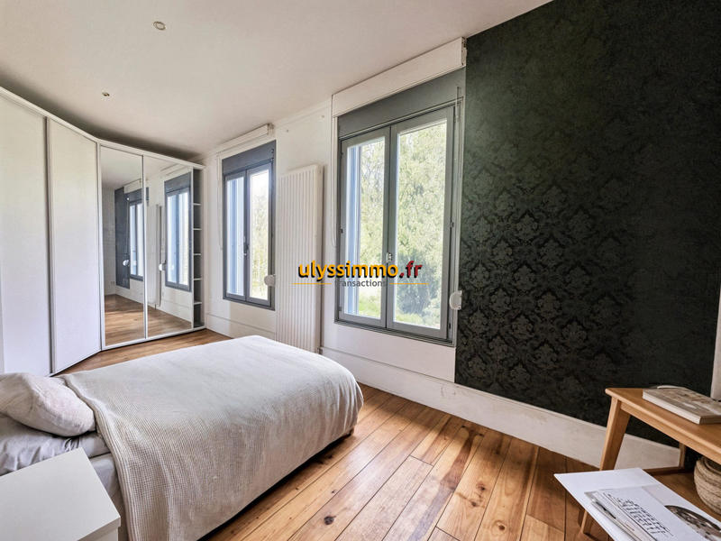 Maison - 177 m² - 9 pièces