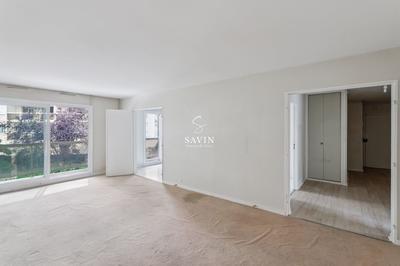 Appartement - 99 m² - 4 pièces