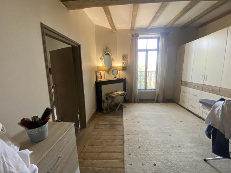 Maison - 243 m² - 6 pièces