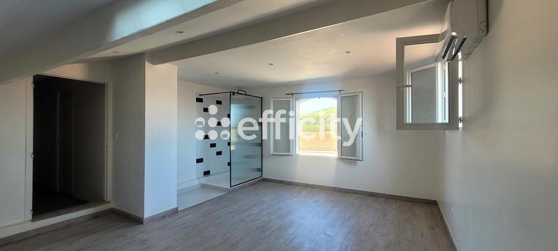 Maison - 185 m² - 6 pièces