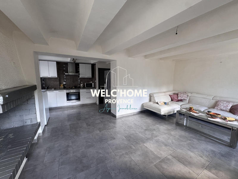 Maison - 98 m² - 5 pièces