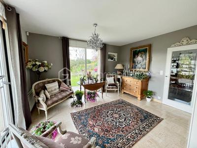 Maison d'architecte - 280 m² - 8 pièces