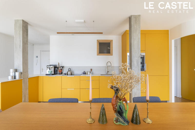 Appartement - 93 m² - 4 pièces