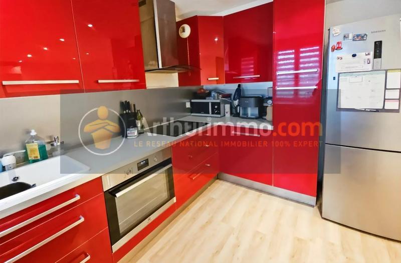 Maison - 102 m² - 6 pièces