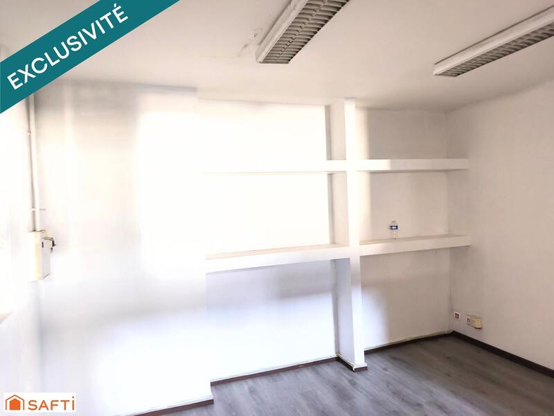 Local commercial - 617 m² - 4 pièces