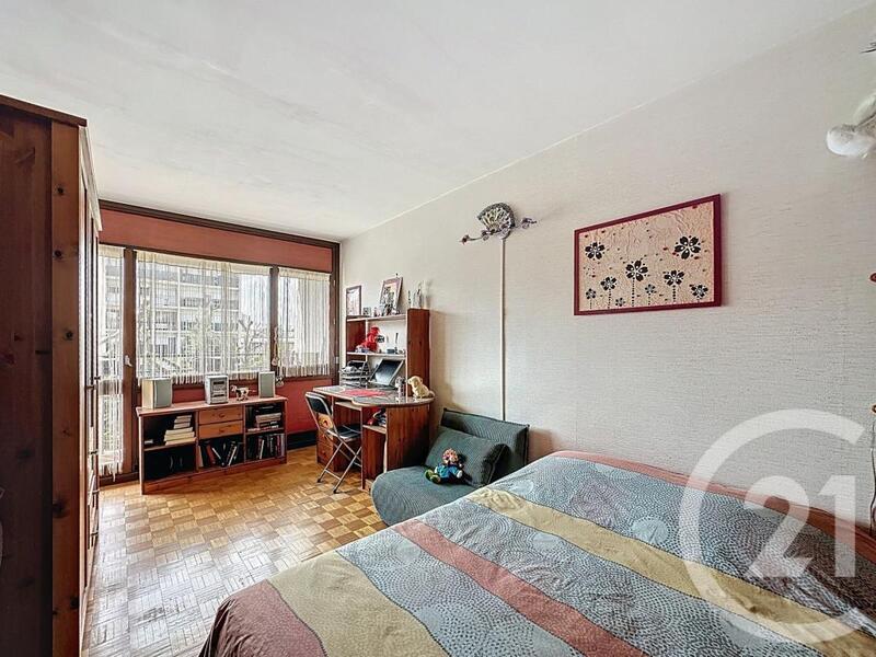Appartement - 91 m² - 4 pièces