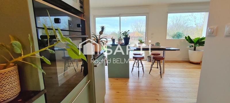 Maison - 300 m² - 7 pièces