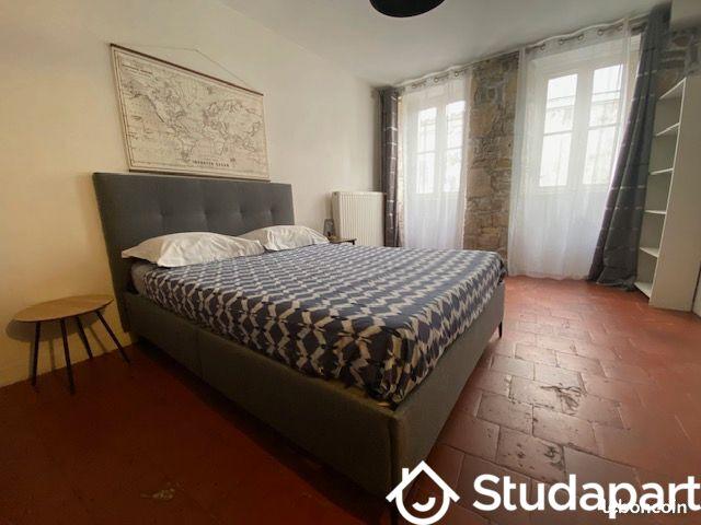 Chambre - 15 m² - 1 pièce