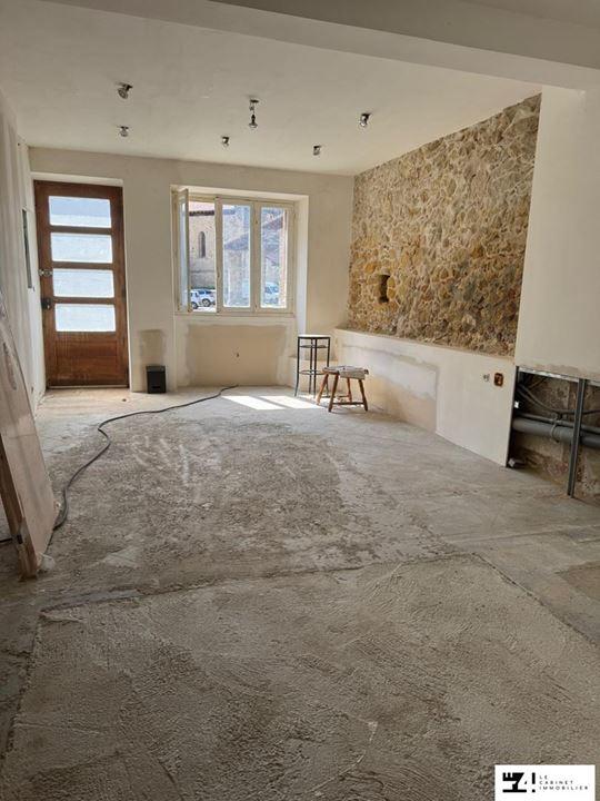 Maison traditionnelle - 199 m² - 6 pièces