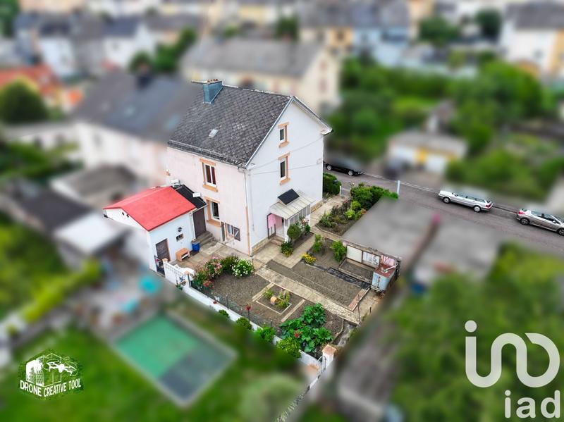 Maison - 87 m² - 5 pièces