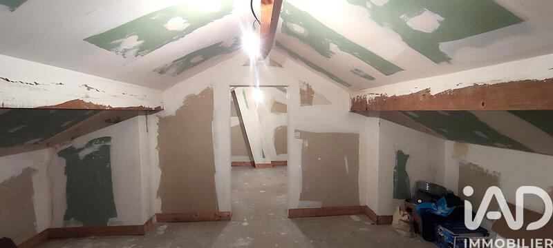 Maison - 85 m² - 4 pièces