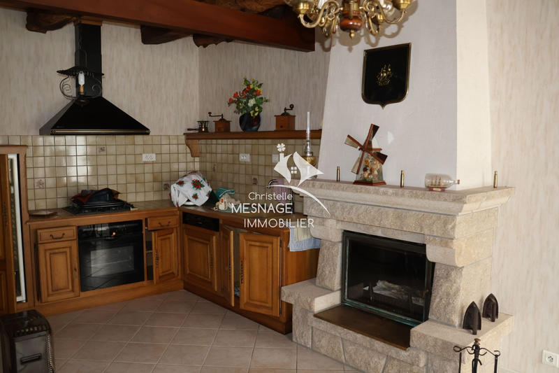 Maison - 180 m² - 8 pièces