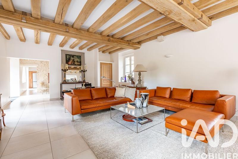 Maison - 205 m² - 6 pièces