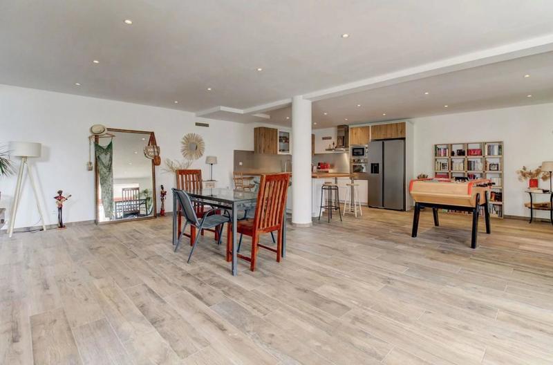 Duplex - 140 m² - 3 pièces