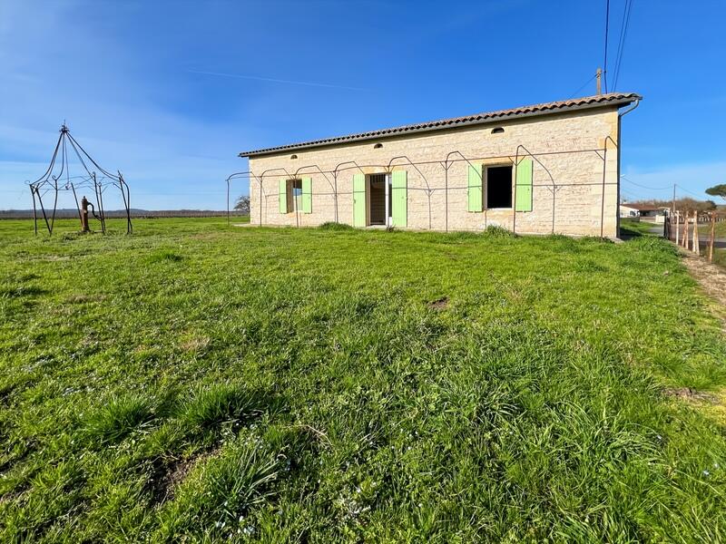 Maison traditionnelle - 123 m² - 3 pièces