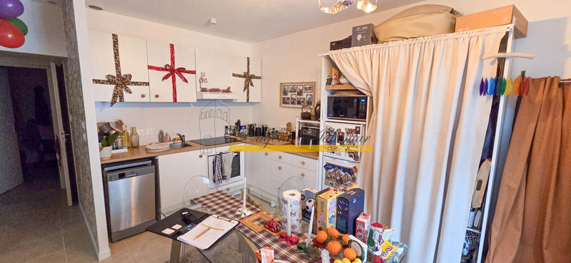 Maison - 162 m² - 8 pièces