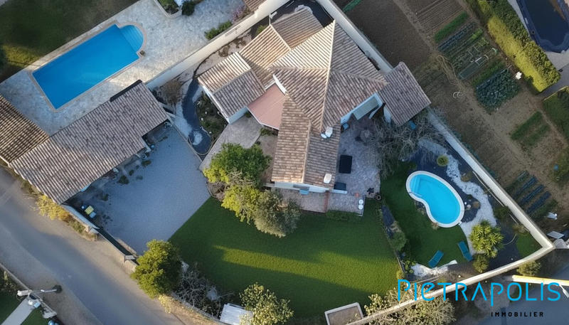 Villa - 144 m² - 6 pièces