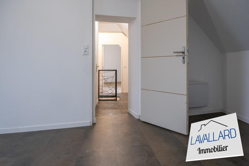 Maison traditionnelle - 95 m² - 5 pièces