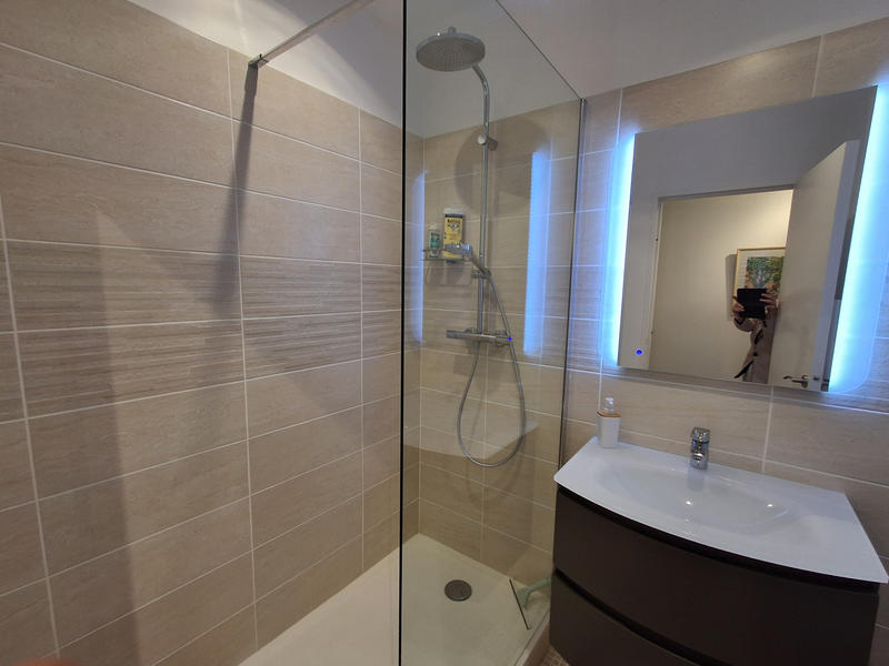 Maison - 180 m² - 8 pièces