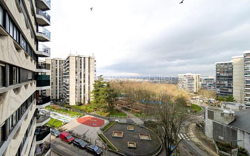 Appartement - 64 m² - 4 pièces