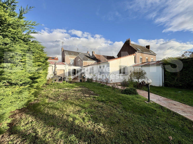 Maison - 150 m² - 5 pièces