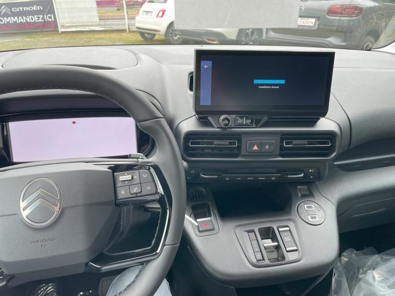 Citroën Berlingo Boite Automatique Bluehdi 130 s&amp;S Eat8 - Nouveau Taille m en 5 places Constructeur Neuf Disponible septembre Rifter Partner Kangoo