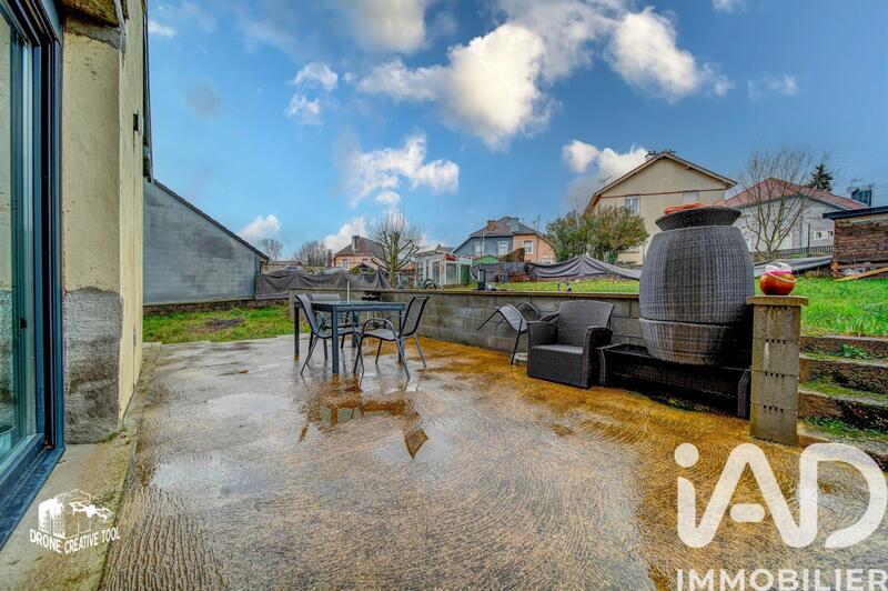 Maison - 95 m² - 5 pièces