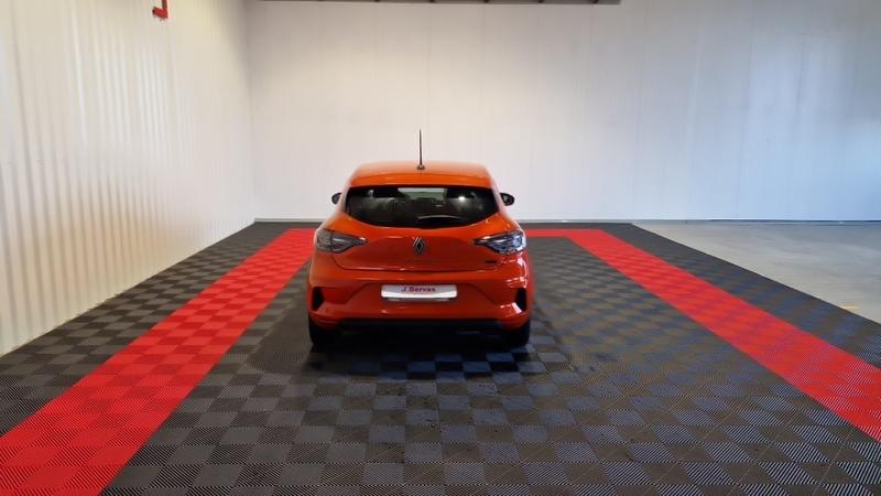 Renault Clio Evolution E-Tech full hybrid 145 -24