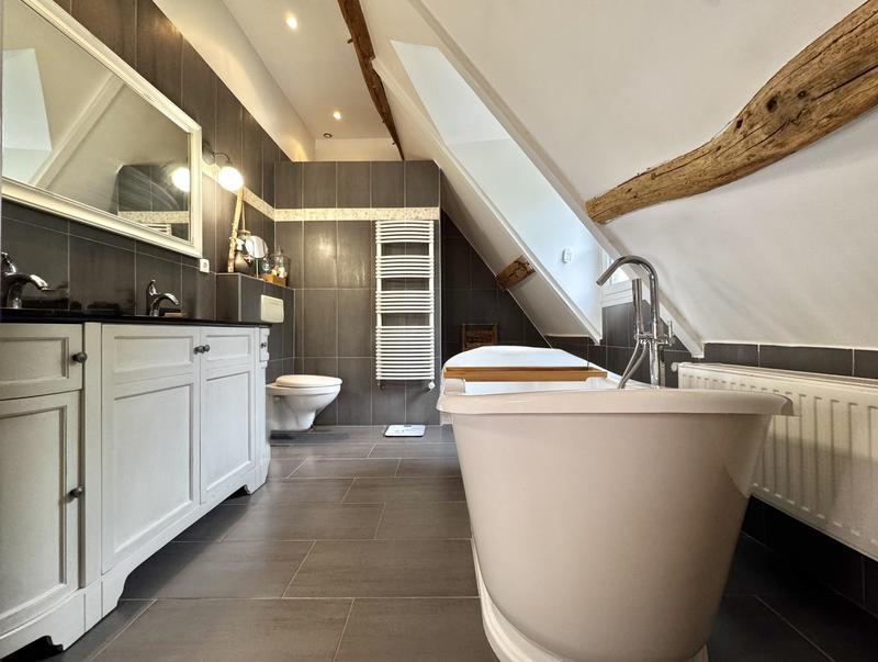 Maison - 122 m² - 5 pièces