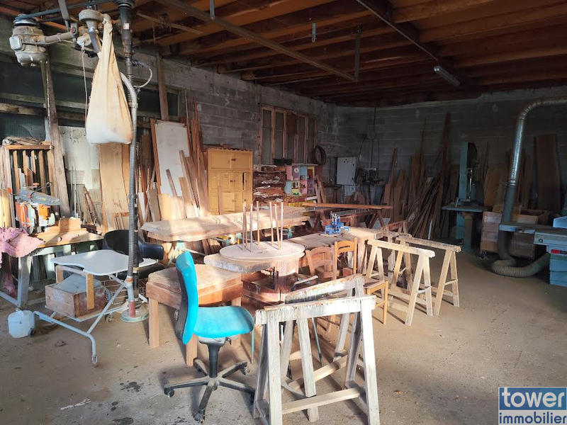 Local d'activités - 343 m²