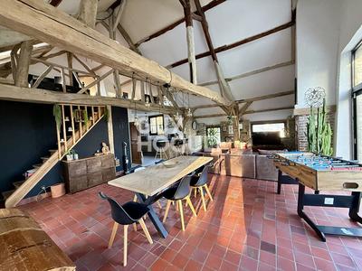 Maison - 216 m² - 10 pièces