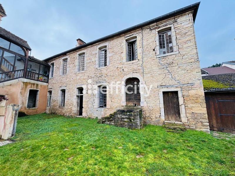 Demeure - 420 m² - 6 pièces