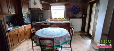 Maison - 240 m² - 7 pièces