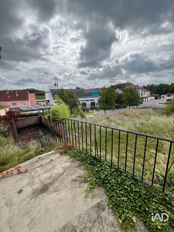 Maison - 104 m² - 4 pièces