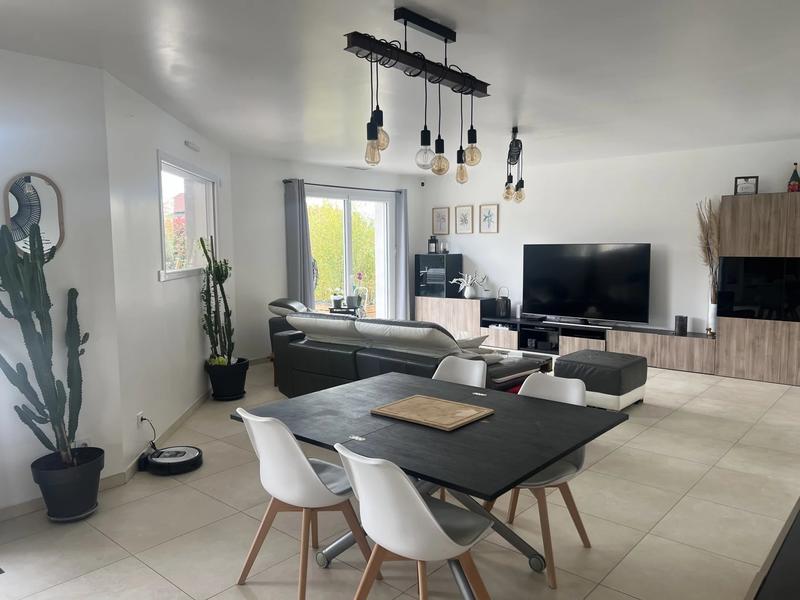 Maison - 112 m² - 6 pièces