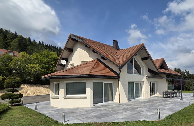 Villa - 280 m² - 10 pièces