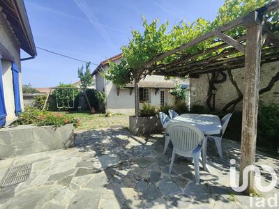 Maison - 162 m² - 6 pièces