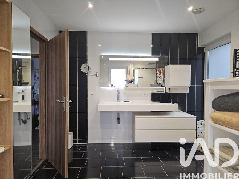 Maison - 127 m² - 4 pièces