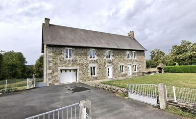 Maison en pierre - 158 m² - 7 pièces