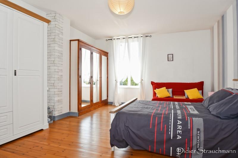 Maison - 206 m² - 7 pièces