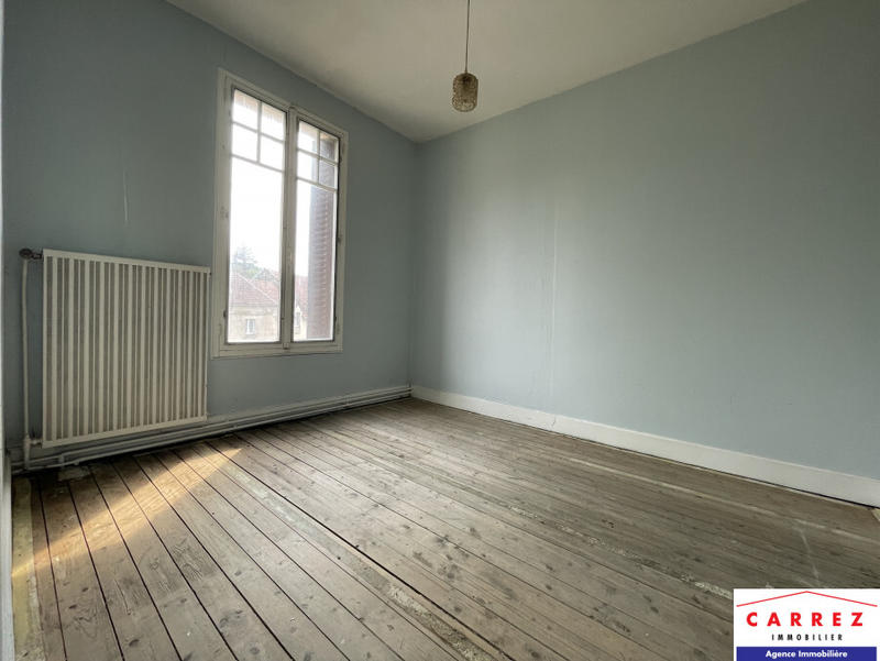 Maison - 184 m² - 11 pièces