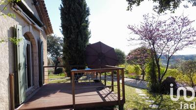 Maison - 219 m² - 5 pièces