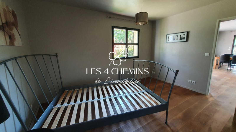 Maison - 104 m² - 4 pièces
